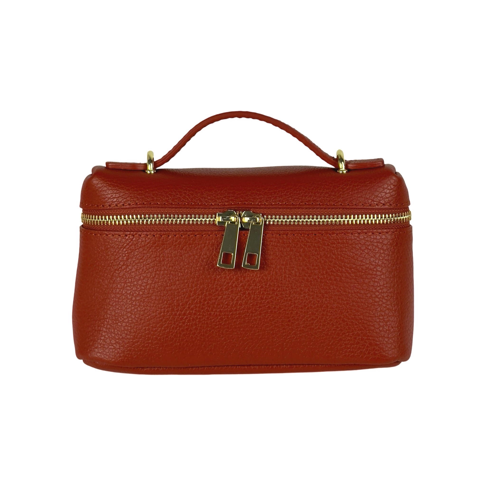 Low cost leather handbags Made in Italy by Bellini. Wholesale, OEM, private label handbags.